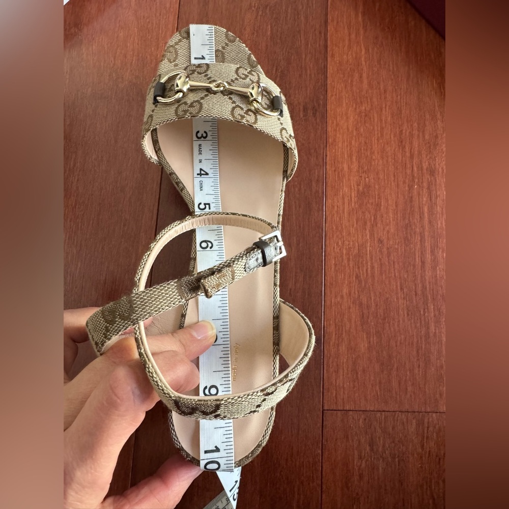 Gucci Horsebit GG Logo Canvas Platform Wedge Sandals Eu 39.5 US 10  ( 1/2 Big) - Picture 9 of 12